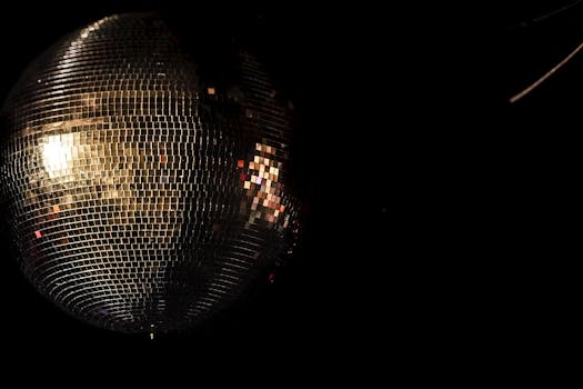 Retro Disco Večírek: Jak Na Dokonalou Párty ve Stylu 70. a 80. Let!